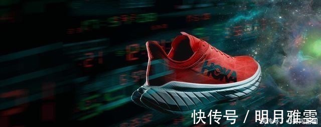 碳板 只有中底,没有大底的跑鞋,你想不到这双Hoka有多耐磨