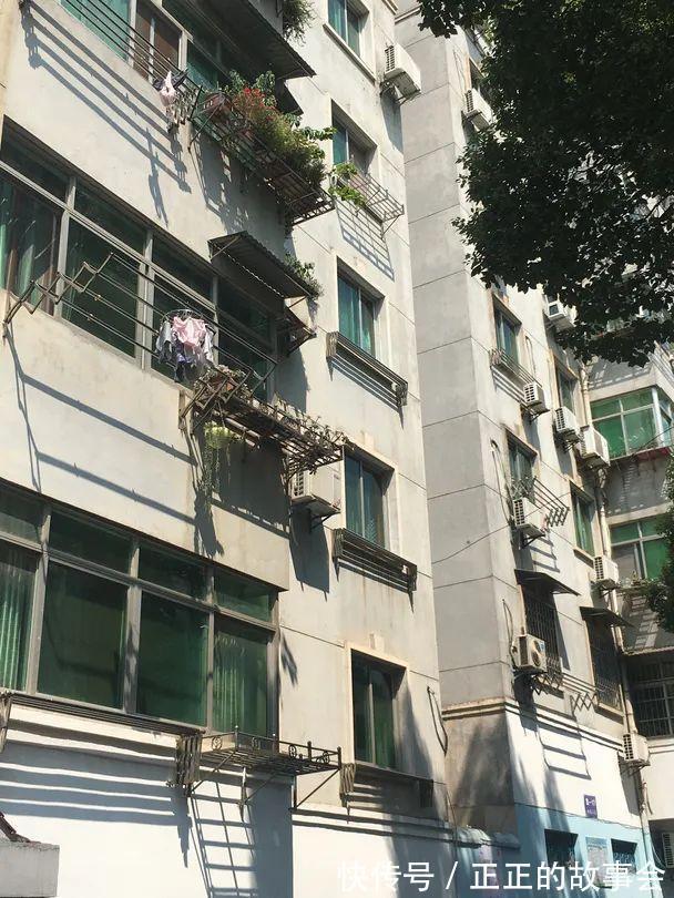 实探|实探!湖滨小学旁,九江这个老牌小区逆风翻盘,成交价突破2万㎡