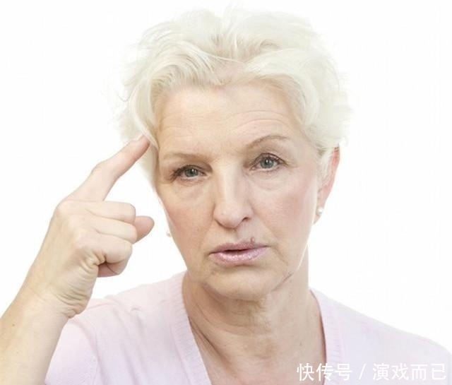 穴位|头发变白原来是这里出了毛病,让你的白发黑回去