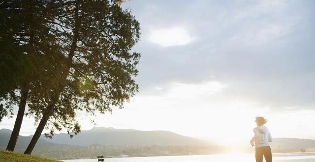 脾胃|6岁女童三年没长高,医生感叹太贪吃2种食物,积食脾虚长不高