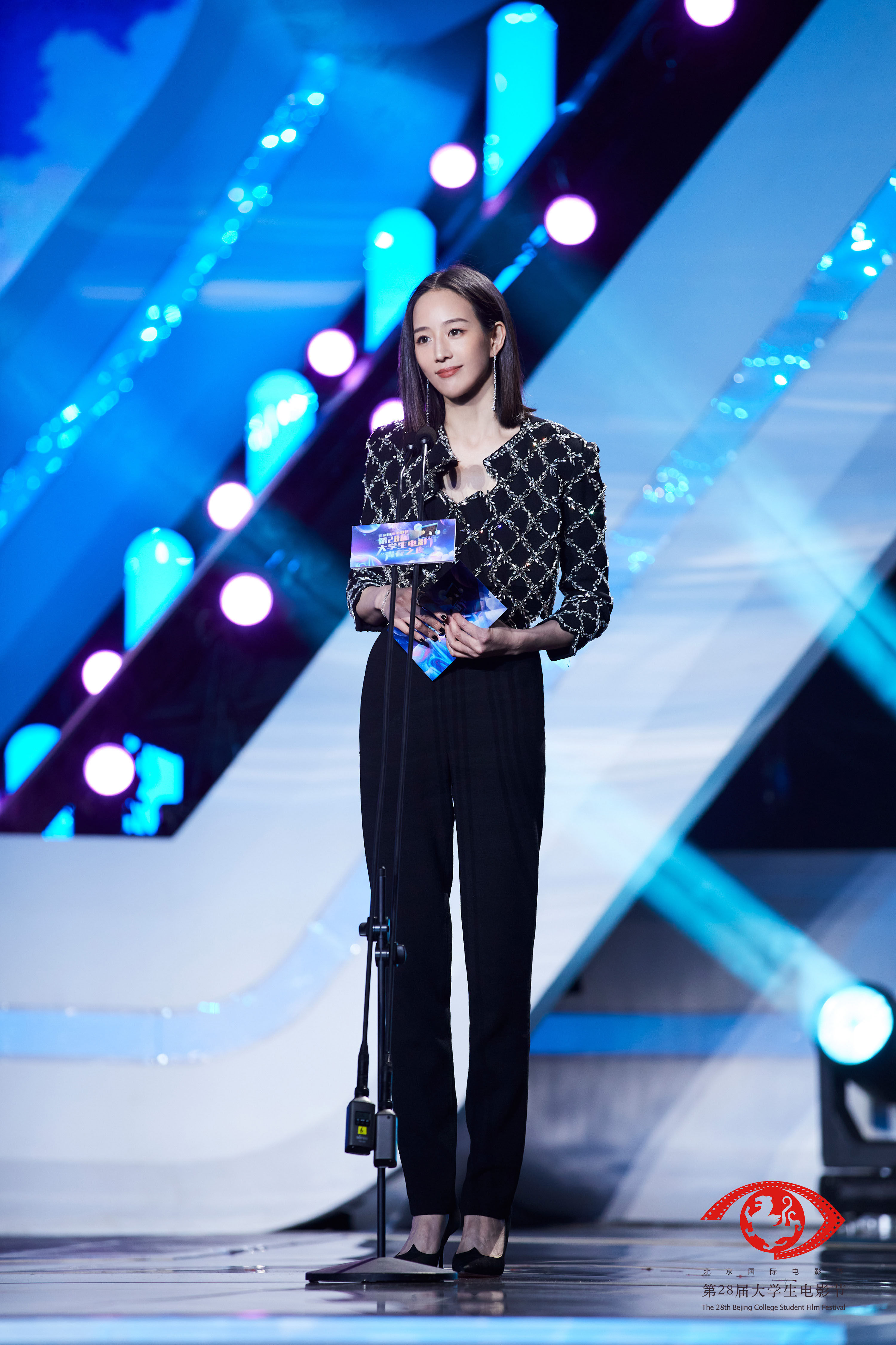 榮譽|北影節·第28屆大學生電影節“青春之夜”落幕 張譯、徐帆分獲年度男女演員榮譽