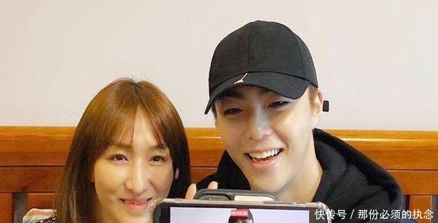 孩子|俩人是同龄发小,一个18岁生娃一个38岁生娃,多年后重逢境遇悬殊