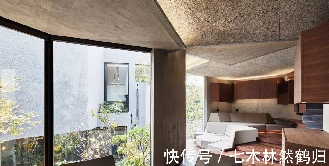 施工方|日本396㎡混凝土别墅，设计完美，施工方却怒斥：太难了