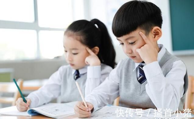 孩子|学霸的“草稿纸”走红，网友感叹：自律的孩子连草稿都这么优秀！