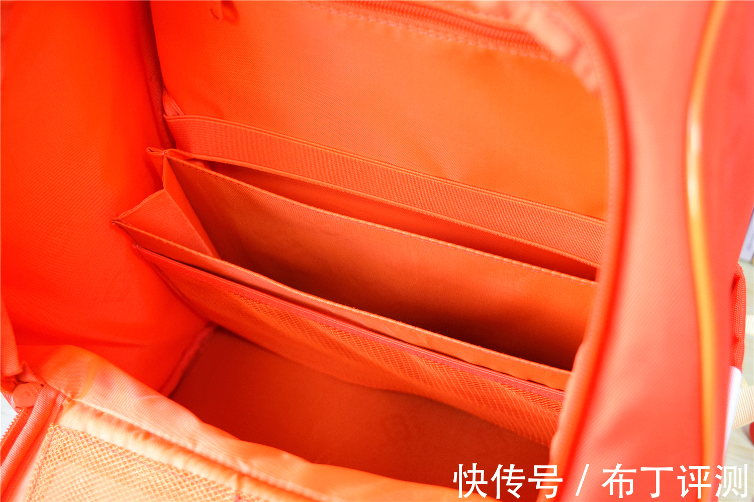 书包|悬浮减重设计,送给孩子更好的开学礼物,能抗菌还能减压护脊!