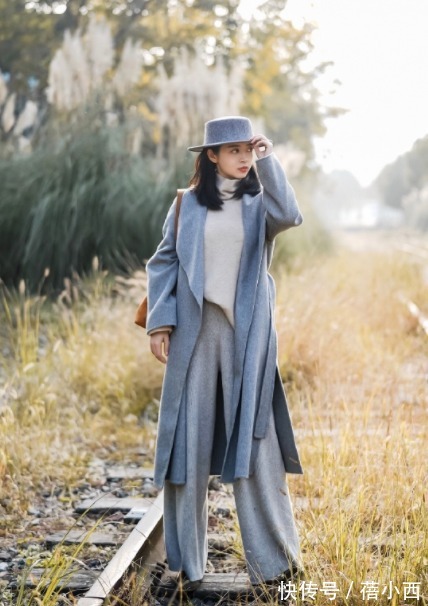 提亮|奔三奔四的女人这样穿“大衣”,既温柔又保暖,气质女神必备!