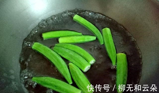 秋葵炒鸡蛋|鸡蛋和它一起炒，清凉爽口，清热解毒，超适合夏季吃，快来学学！