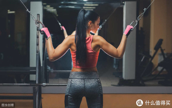 肌肉|为了最大化增肌,我们应该参照职业健美运动员的训练方式吗?