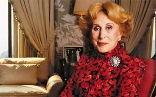 专柜|她出身贫民窟,却只手打造出高端化妆品帝国,改变化妆品销售方式