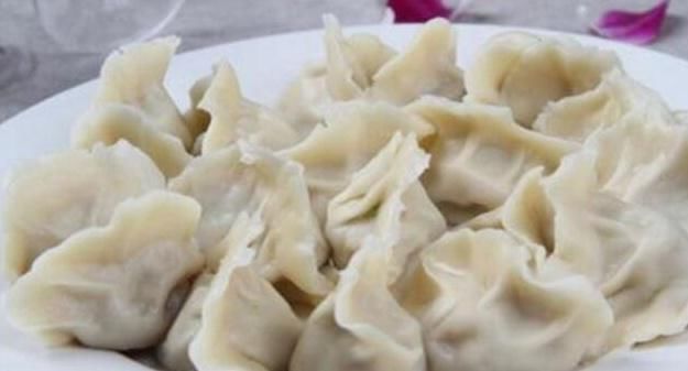 饺子|就算吃肉，都比这四种“食物”好，太容易让你增肥了