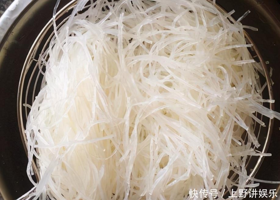 金针菇|年夜饭做一道蒸菜,蒸一蒸特省事,好吃不上火,新年日子蒸蒸日上