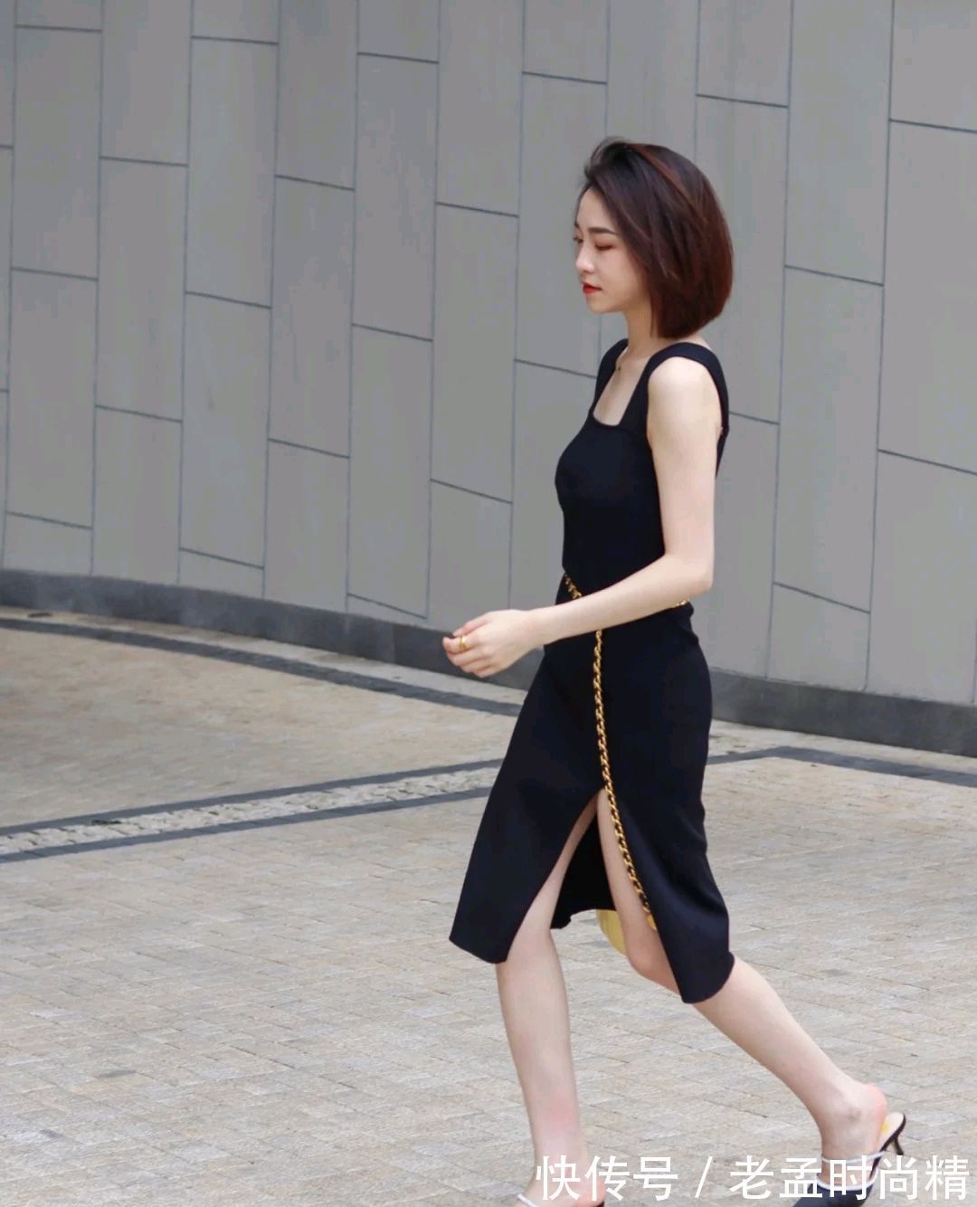 简约|成熟女人怎么穿才好看呢?简约温柔的穿搭就很不错,高级又有魅力