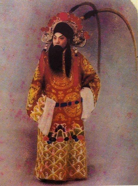  成功|一代名伶孟小冬，离成功最近的地方叫“苦海”，看“冬皇”诞生记