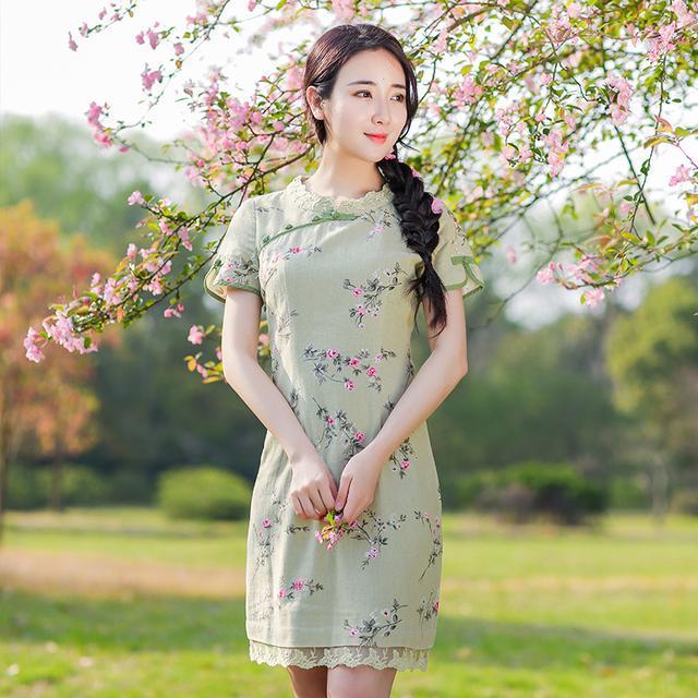 旗袍|都是中国风旗袍的功劳,让姑娘们可以看见自己珠圆玉润的一面