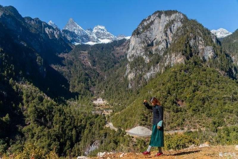 跨越雪山，寻找消失地平线上的巴拉格宗