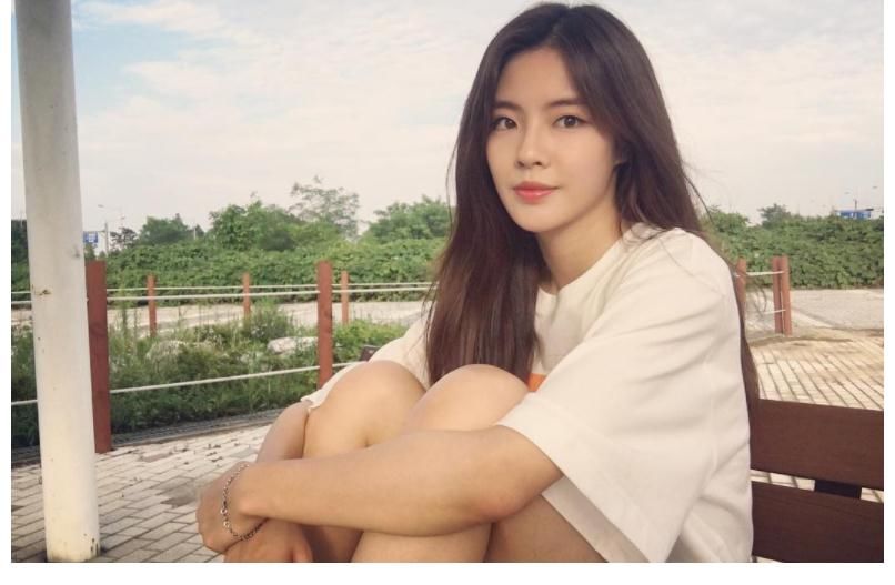 福尔摩斯|李光洙女友李善彬凌晨发文:近到无法更近!