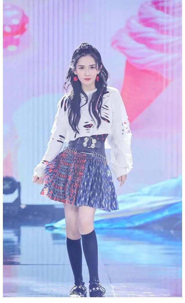 成毅|趙麗穎幫張碧晨？謝娜二胎生女？張雨綺得罪人？成毅搭擋關曉彤？