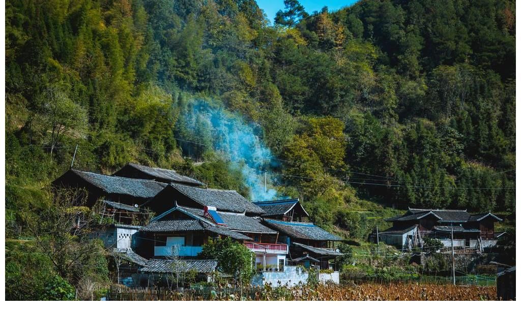 我们的祖先|无人破解的百年古村：进村如同“鬼打墙”，不靠当地人只能迷路