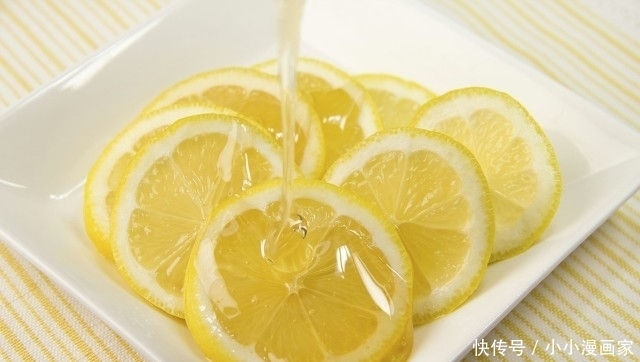 檸檬片|檸檬水有哪些功效，教你喝出美白皮膚來(lái)！