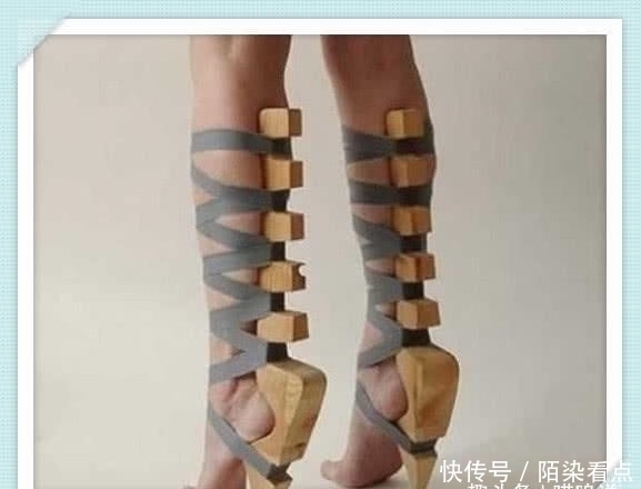可乐 最“尬”性高跟鞋:第一个贼“诡异”,看到最后,网友:跪服了!