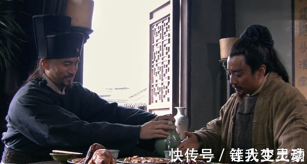 小二!店小二不卖羊肉给李逵,结果被打,不是李逵粗鲁,店小二该打