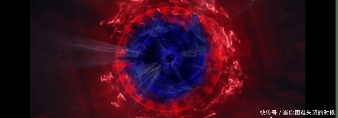 小舞从异世越穿而来?红过头的眼睛和错乱的视角令你迷惑了没