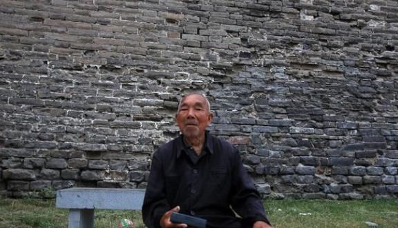 50岁后若有5个表现的人，最易长寿，5个全有的一定可活到90岁