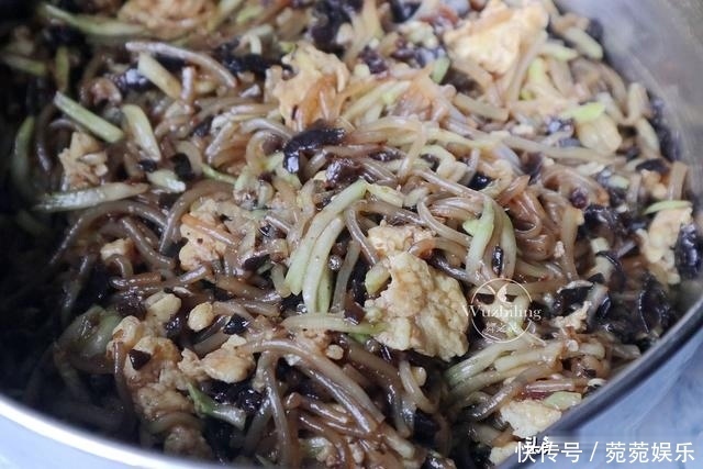 天冷包包子,不塌陷口感松软,照我方子做,一次就成功