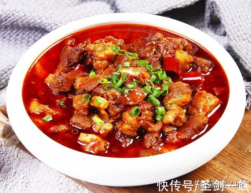 天气渐冷,推荐12道适合天冷吃的家常菜,有荤有素,好吃还不贵