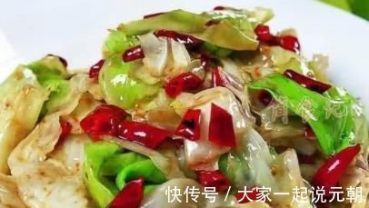 包菜|炒包菜时,万万不要直接下锅多加这1步,包菜更翠绿,还不出水