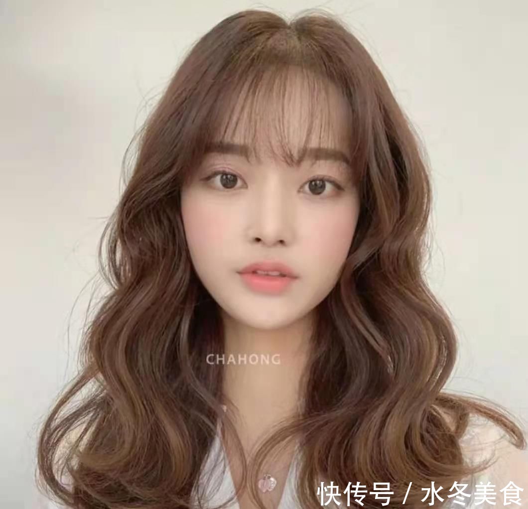 隐蔽性 别再傻傻的漂头发了,掉色快又伤发,今年这几种发型发色超火