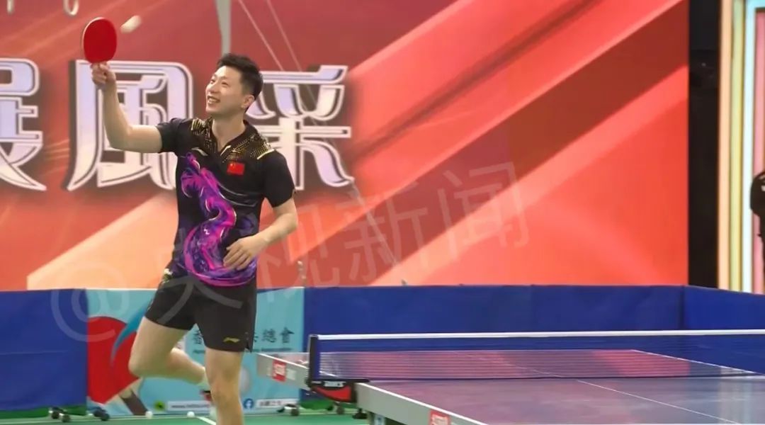 乒乓球|郭晶晶看馬龍?jiān)S昕打球秒變迷妹，張怡寧淡定觀賽！網(wǎng)友：夢幻聯(lián)動啊