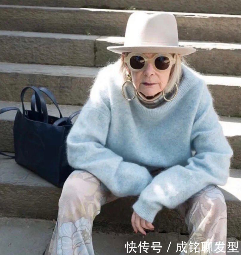 色彩|爱美是不分年龄,六旬奶奶也可以穿出潮范来,时尚感拿捏得妥妥滴