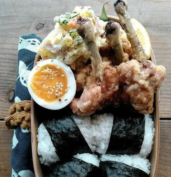 盒饭|日本老爸便当VS中国老爸盒饭,日本孩子:还是中国的盒饭比较好