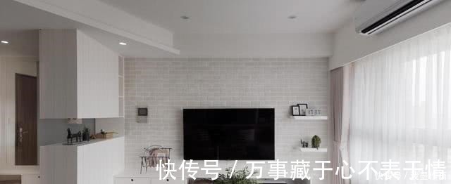 沙发墙|她家一进门设隔断,沙发墙半透明,全屋空旷让人极度舒适