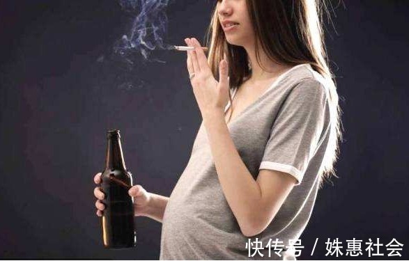 基因|大眼睛妈妈嫌弃儿子眼睛小,婆婆安慰以后会变,孩子半岁后尴尬了