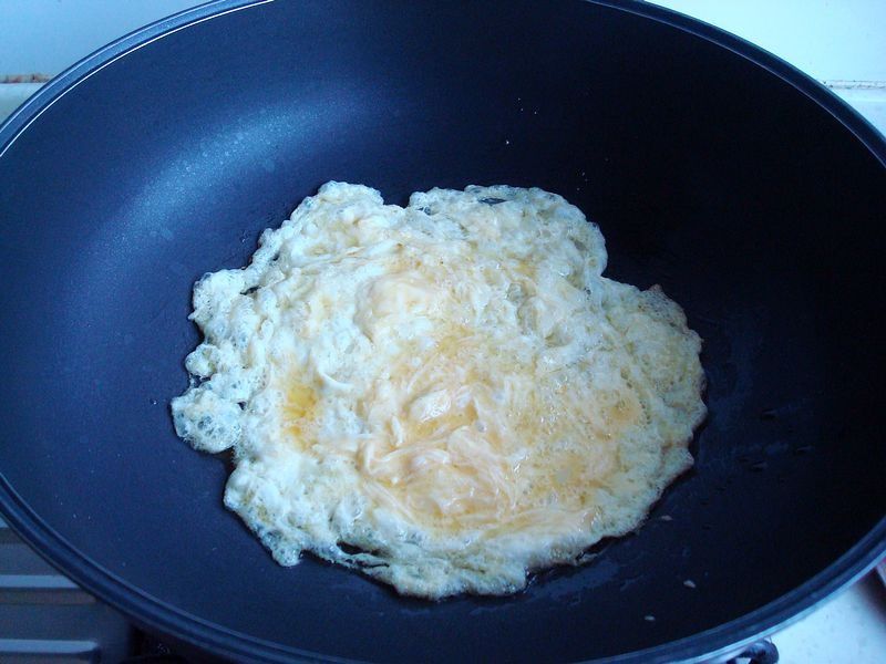 粗粮|想养胃就多吃它，金黄酥软，一锅炒出来，一家老小都能吃