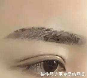 女生|为什么普通女生纹眉的居多？而明星却很少纹眉？看完你就知道了