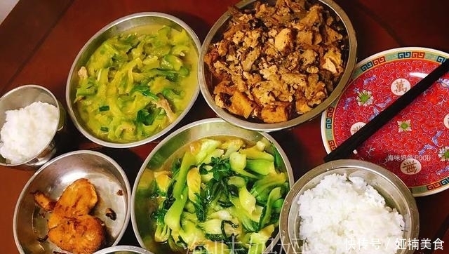 88岁的外婆,每天吃4个硬菜,14天不重复,样样美味可口