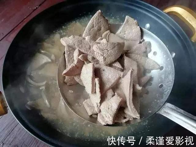 草酸|为了家人好，吃这4种菜时记得要焯水，不管多忙都别省掉这一步