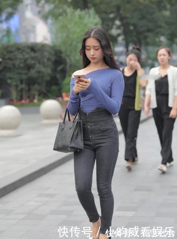 高跟鞋 百搭的牛仔裤与不同的穿衣技巧,搭出别样的风格