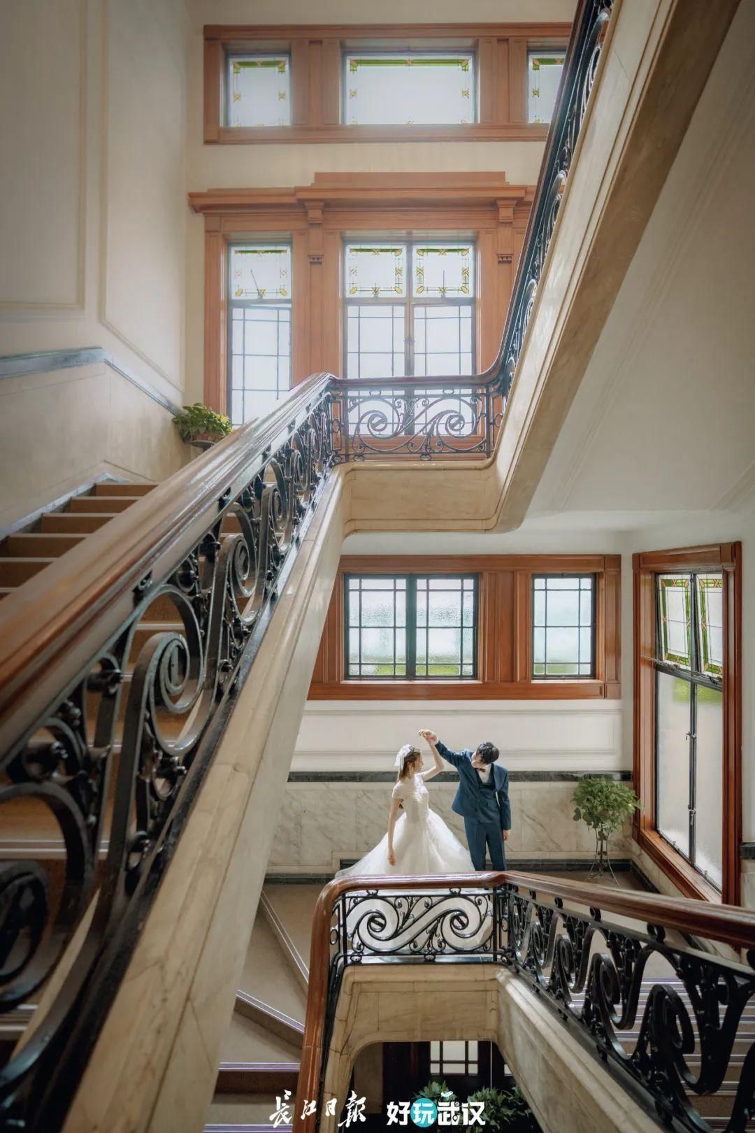 520，在江汉关百年大楼，说声我爱你