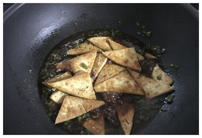 这菜只花3元钱,汁浓味鲜,比肉还好吃,老公又多吃了一碗饭