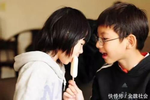 妹妹|二胎年龄差14岁是啥体验？送妹妹上学，哥哥努力扮嫩生怕被误会