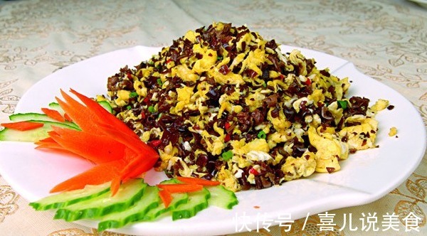 村里人都爱吃的“下饭菜”,外婆菜炒蛋