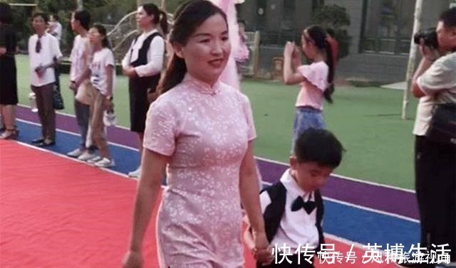 活动|幼儿园毕业典礼走红,让家长带孩子“走红毯”,网友拼妈时代