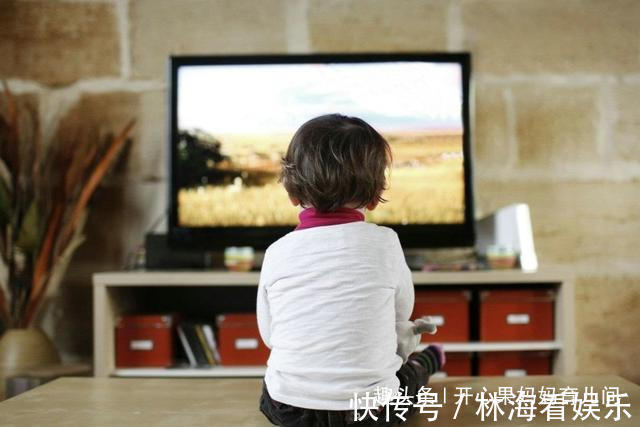 蓝莓|宝宝如何长出''聪明脑''0-5岁关键期,饮食喂养要做到''四吃''