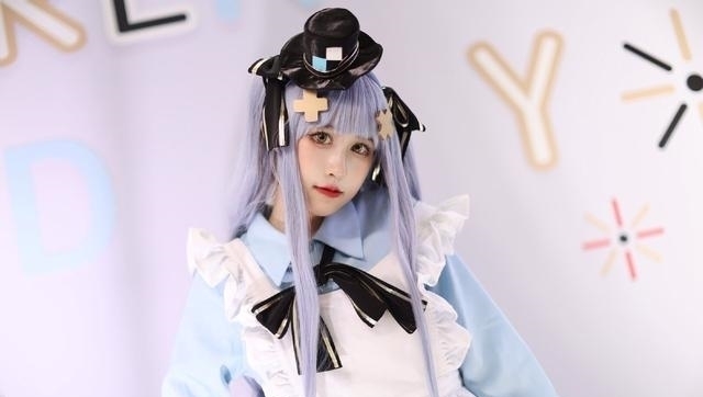 COSER|漫展会场宅男冷落COSER关注手办，当事人发文：小心二次元