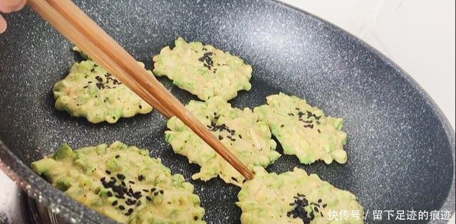 瘦24斤的姐姐分享,自制早餐减肥饼,这也太好吃了吧,赶紧试试