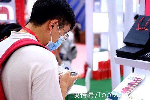 香水|新品类高速增长,天猫升级男士/香水/宠物/潮玩行业｜新消费造物者